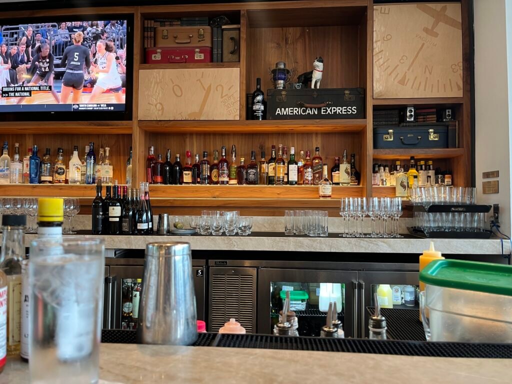 The bar in the Amex Centurion Lounge at Philadelphia Airport
