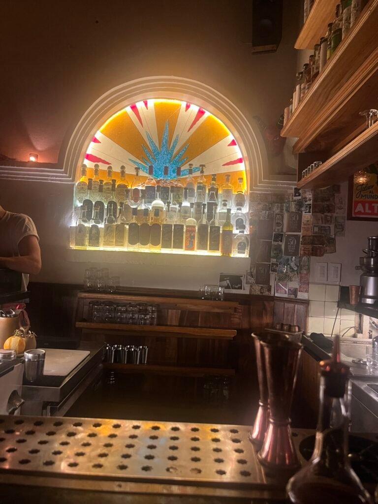 The bar at El Gallo Altanero