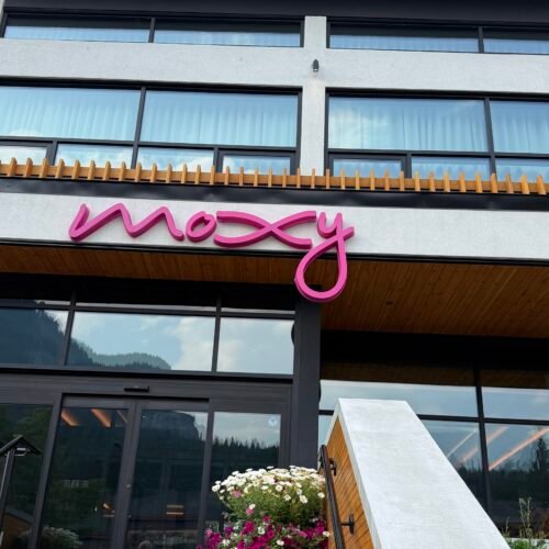 Is Moxy Banff Worth It? – My Review of the Moxy Hotel in Banff National Park (2026)